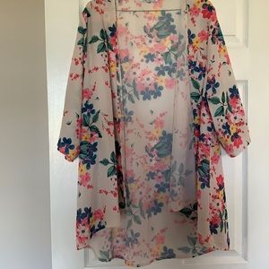 👘 $5 👘 Floral kimono